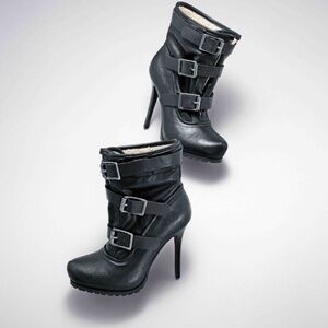 Simply Vera Wang Shearling-lined Heeled Boots Size 7 Color Black